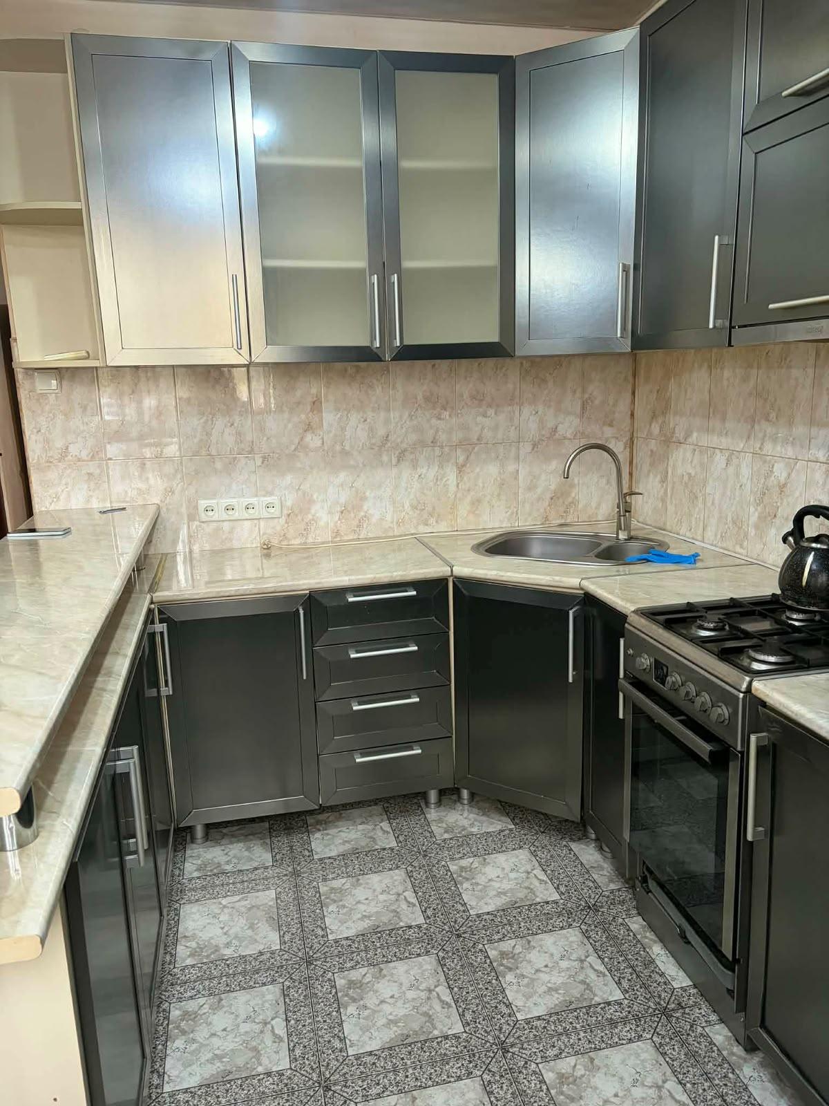 3-Room Apartment For Sale In Batumi, Shalva Inasaridze St, 4 view 2