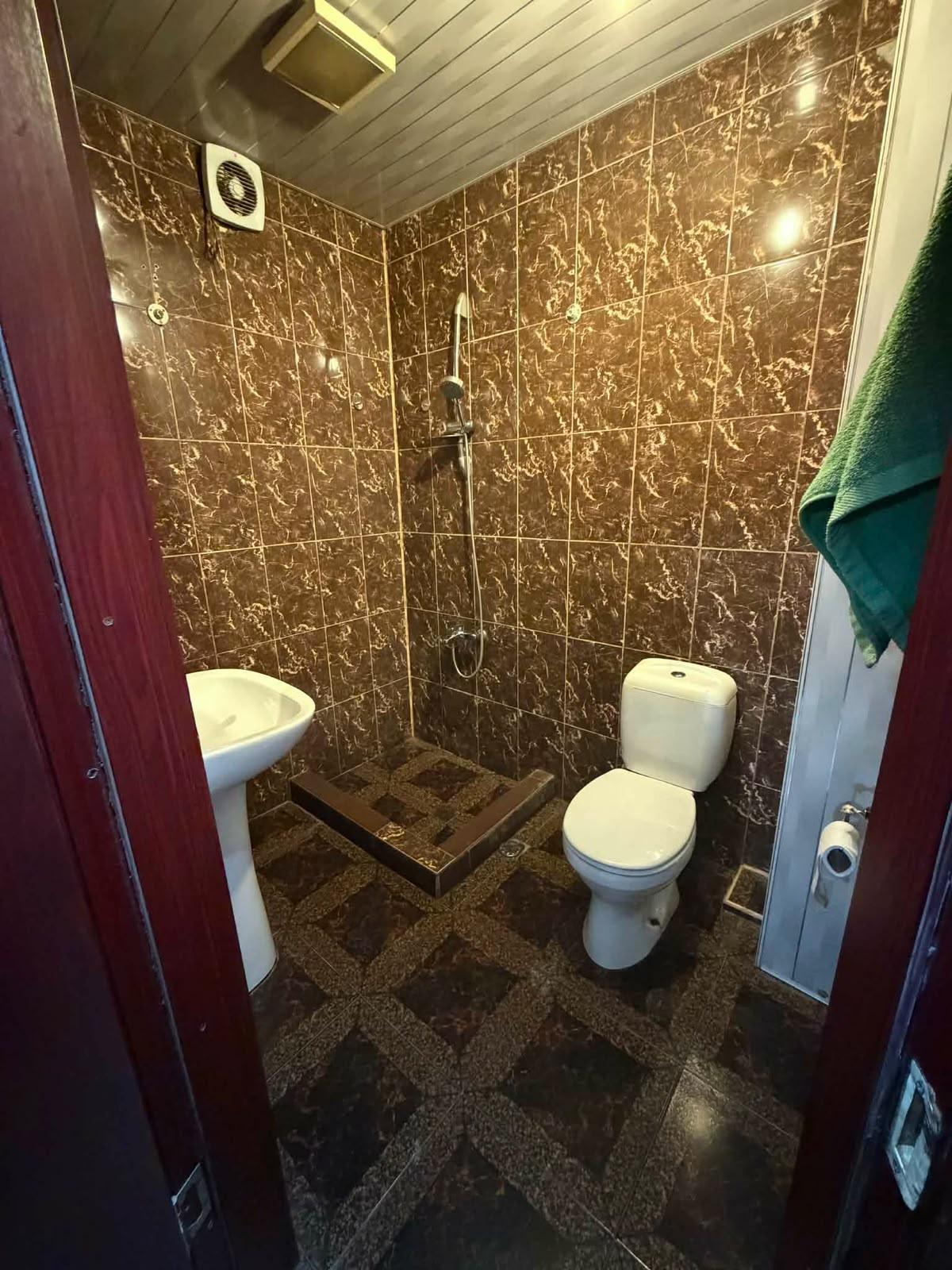 3-Room Apartment For Sale In Batumi, Shalva Inasaridze St, 4 view 10