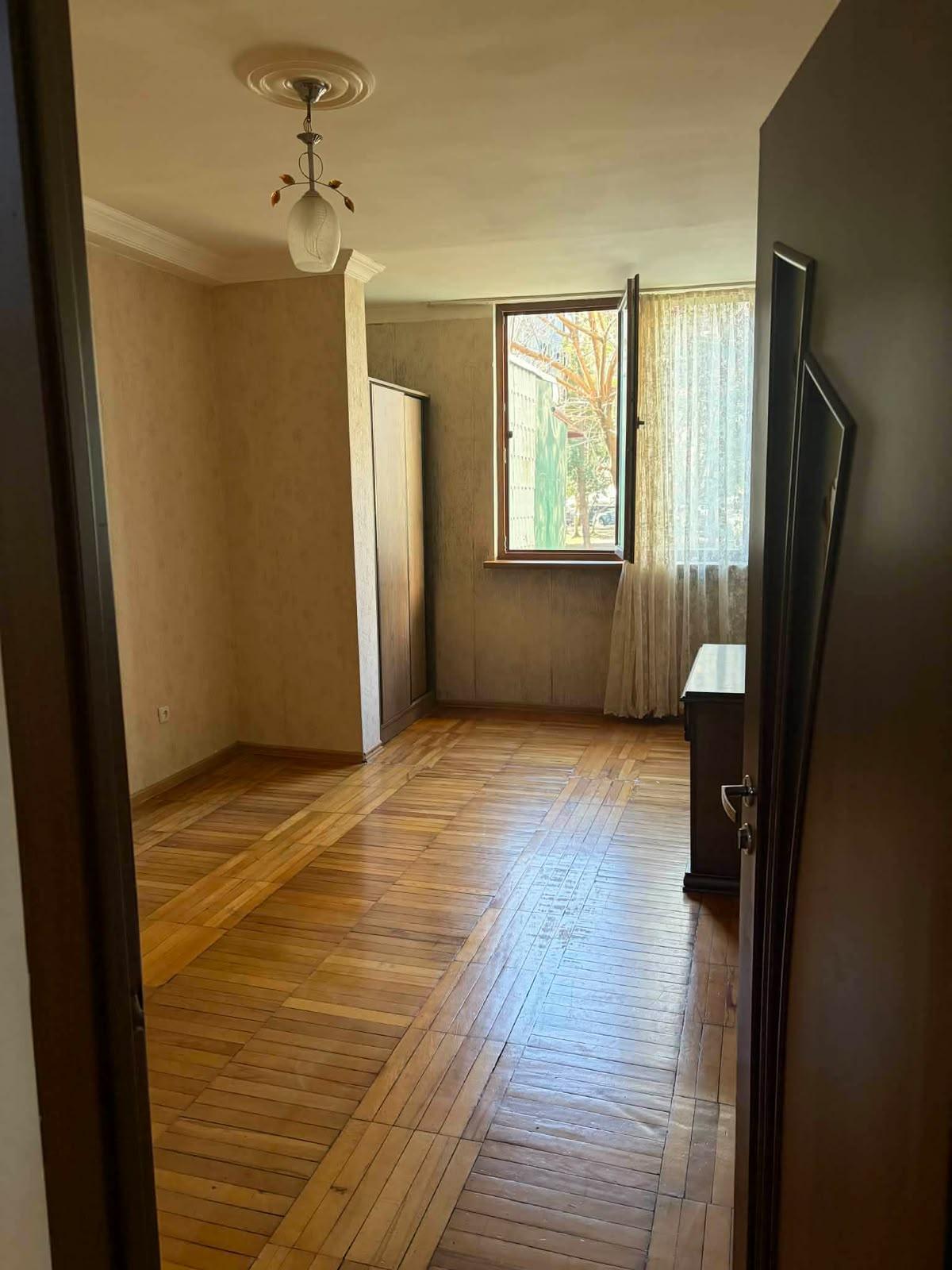 3-Room Apartment For Sale In Batumi, Shalva Inasaridze St, 4 view 7