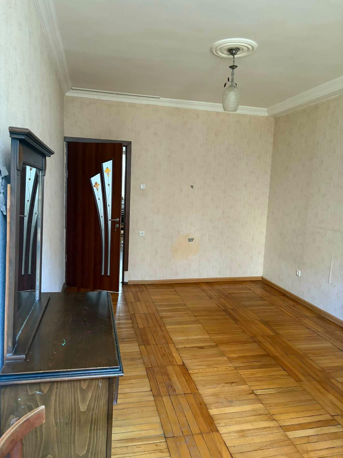 3-Room Apartment For Sale In Batumi, Shalva Inasaridze St, 4 view 8