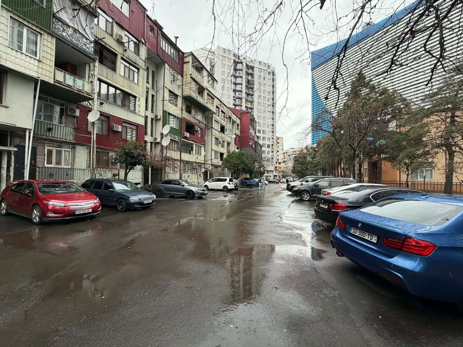 3-Room Apartment For Sale In Batumi, Shalva Inasaridze St, 4 view 14