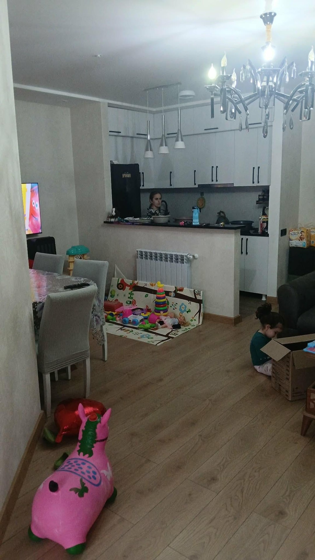 3-Room Apartment For Rent In Batumi, Zhiuli Shartava Ave, 27-31 view 6
