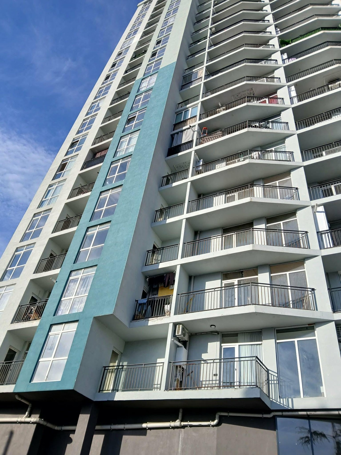 3-Room Apartment For Rent In Batumi, Zhiuli Shartava Ave, 27-31 view 9