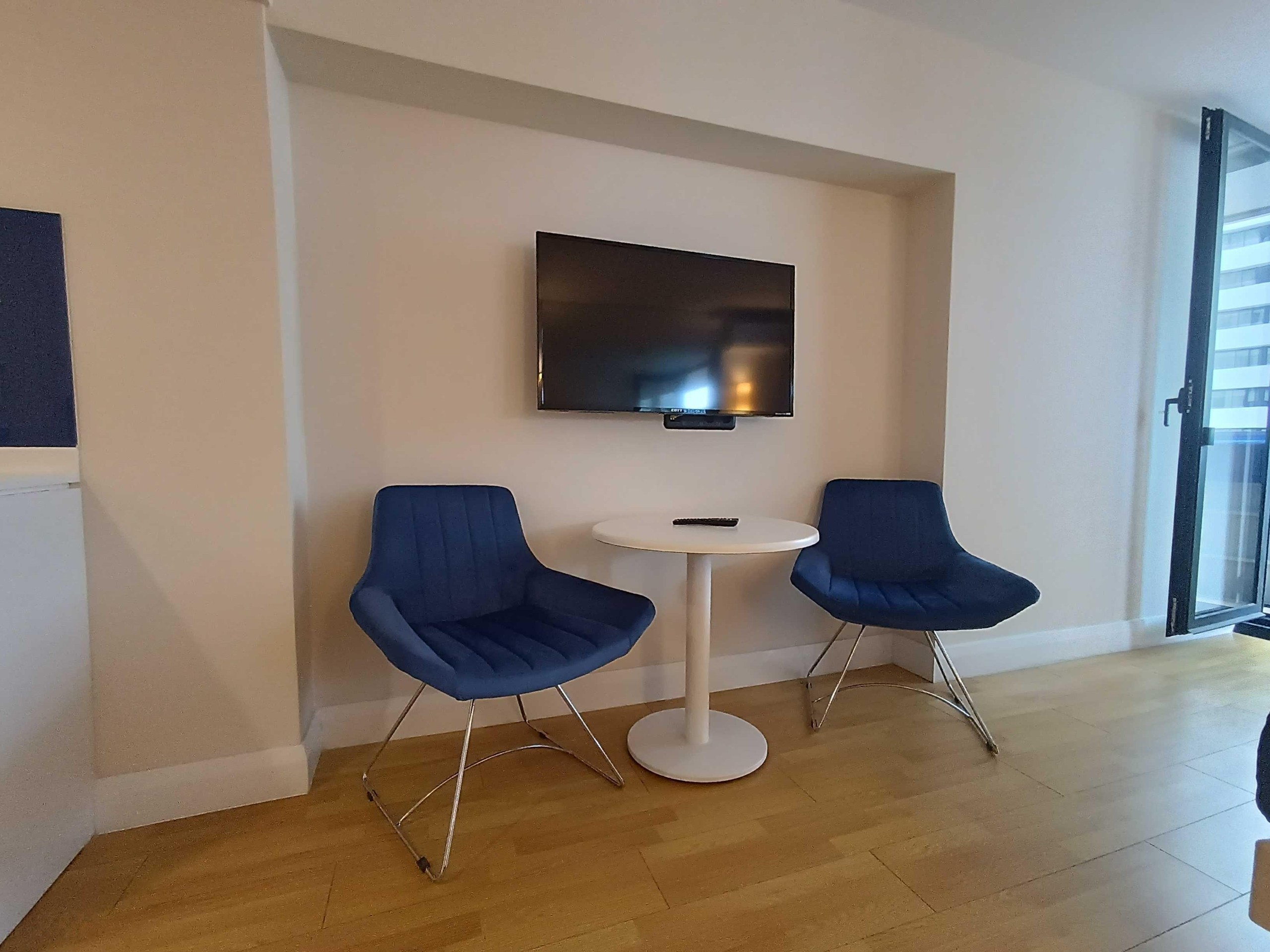 1-Room Apartment For Rent In Batumi, Sherif Khimshiashvili St, 38 view 5