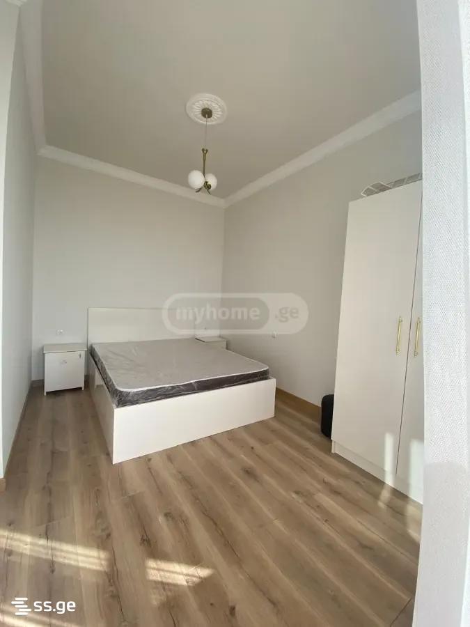 3-Room Apartment For Rent In Batumi, Zurab Gorgiladze St, 98 view 4