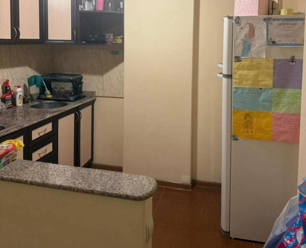2-Room Apartment For Rent In Batumi, Parnavaz Mepe St, 135 view 5