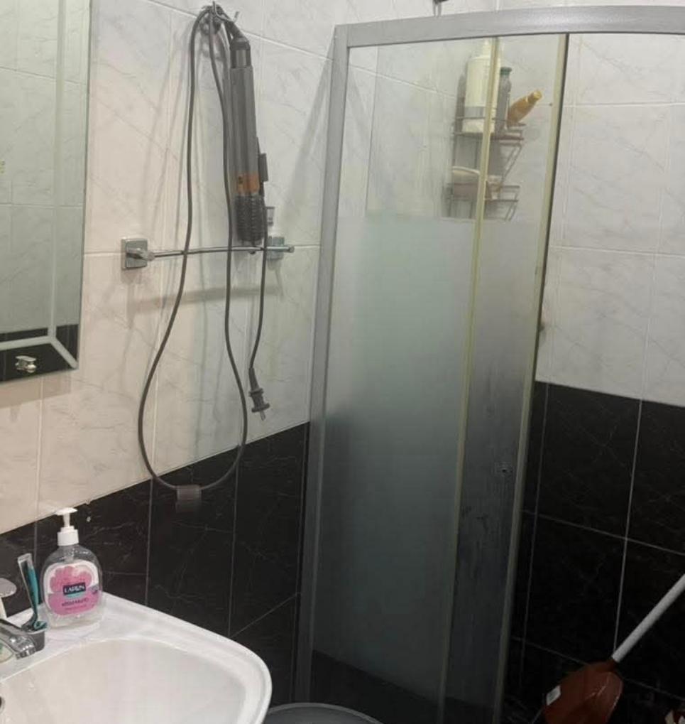 2-Room Apartment For Rent In Batumi, Parnavaz Mepe St, 135 view 3