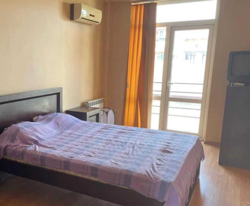 3-Room Apartment For Rent In Batumi, Zurab Gorgiladze St, 82 view 6