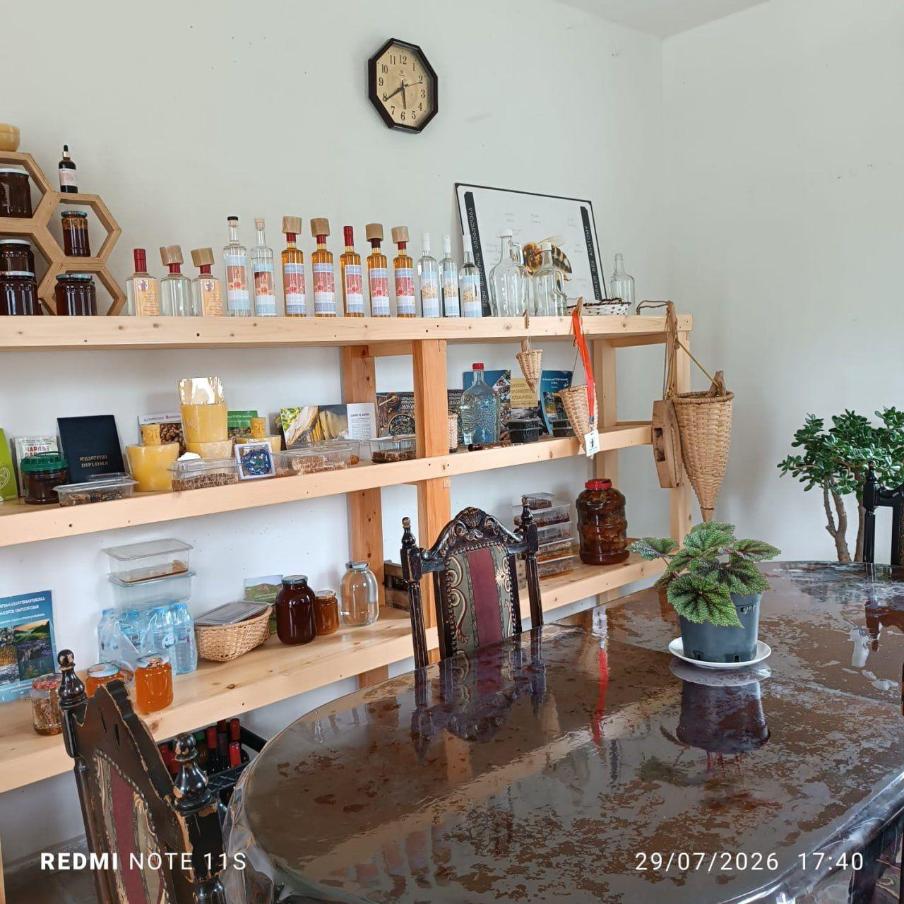 3-Room House For Rent In Chakvi, Чаисубани, 1 view 8