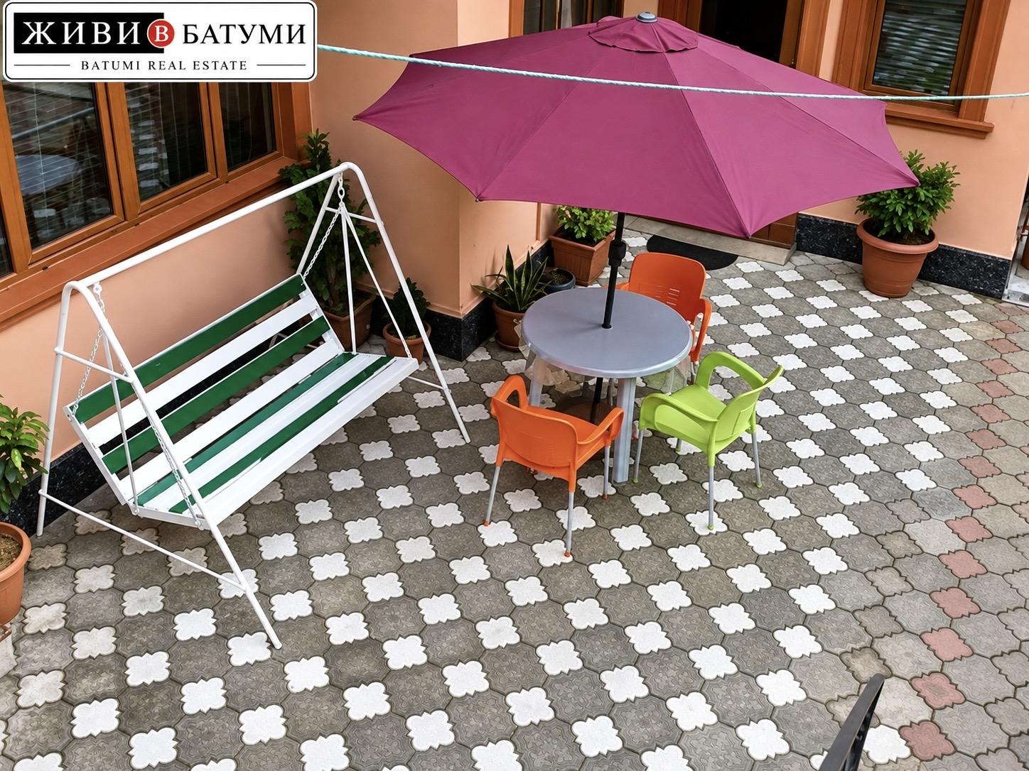 2-Room Apartment For Rent In Batumi, Zviad Gamsakhurdia St, 21 view 10