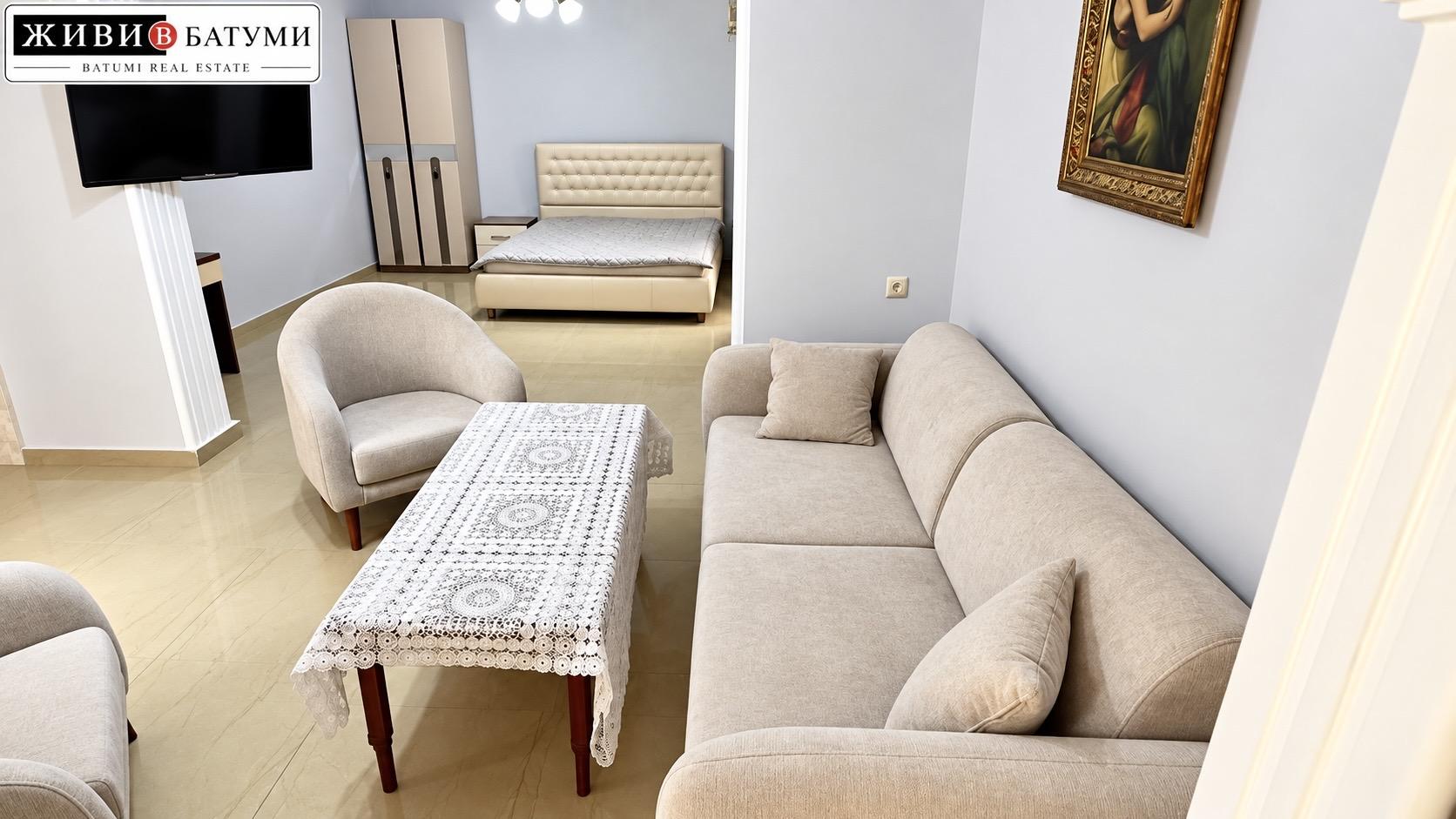 2-Room Apartment For Rent In Batumi, Zviad Gamsakhurdia St, 21 view 2