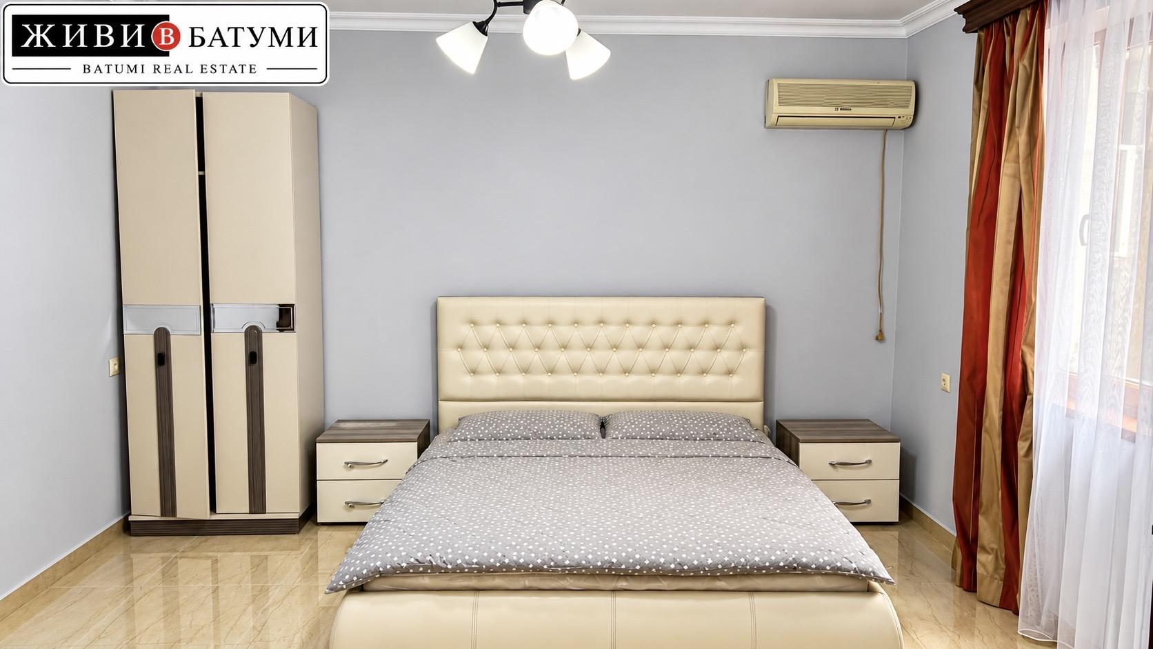 2-Room Apartment For Rent In Batumi, Zviad Gamsakhurdia St, 21 view 3