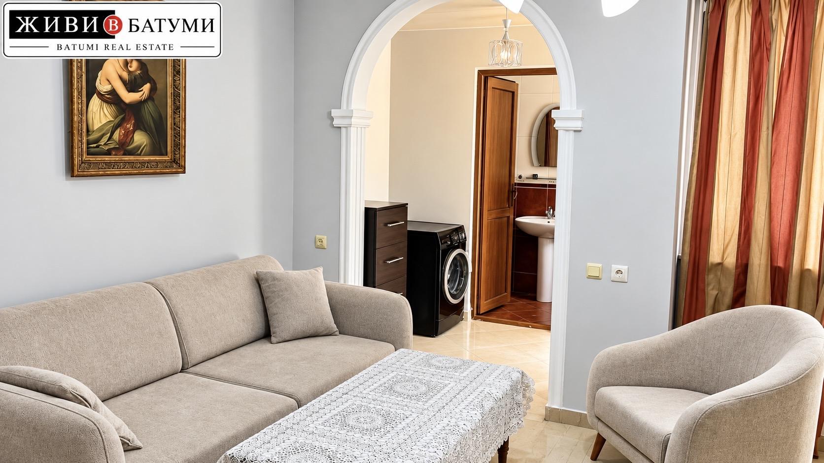 2-Room Apartment For Rent In Batumi, Zviad Gamsakhurdia St, 21 view 5