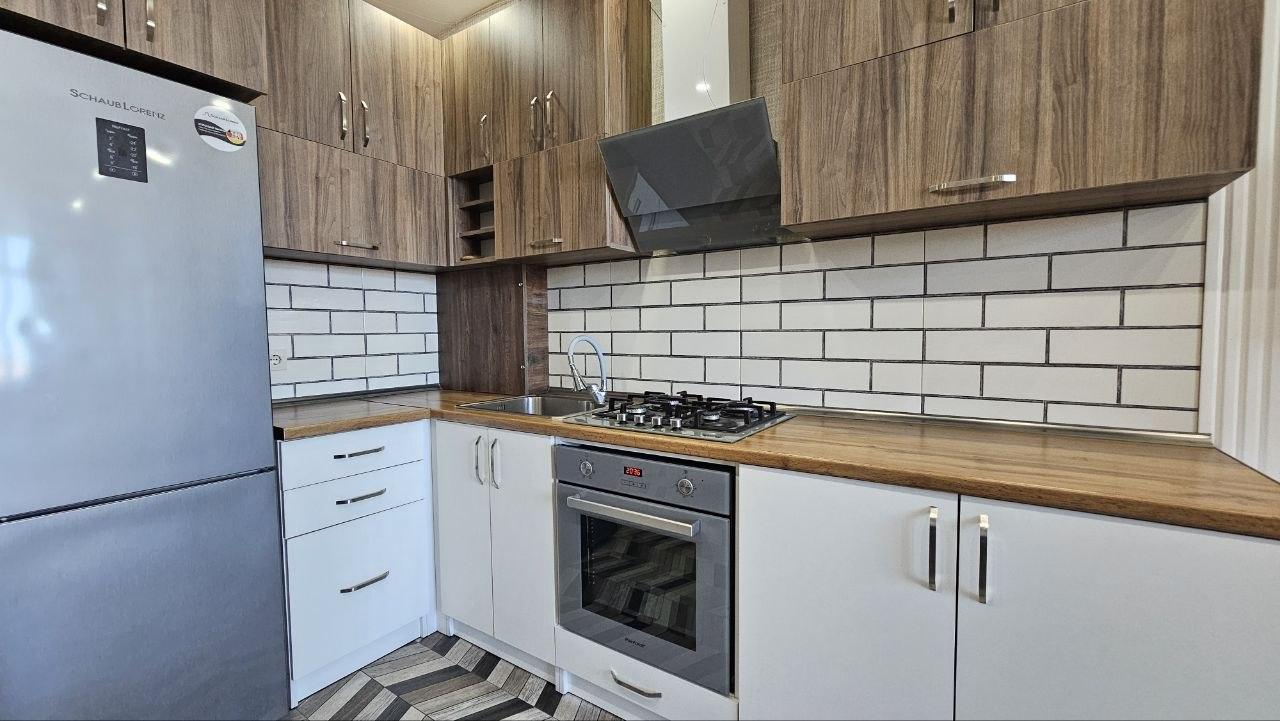Studio Apartment For Sale view 2