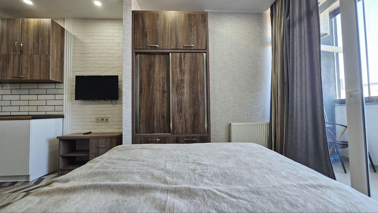 Studio Apartment For Sale view 6