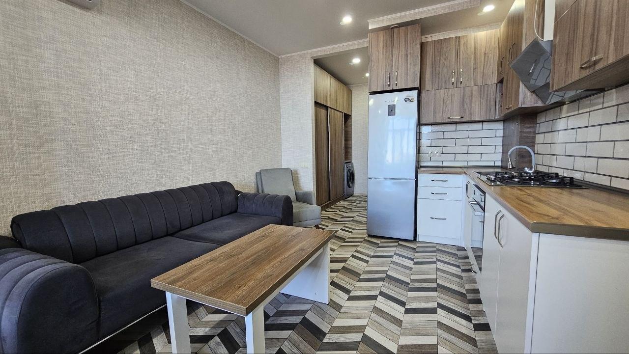 Studio Apartment For Sale view 4