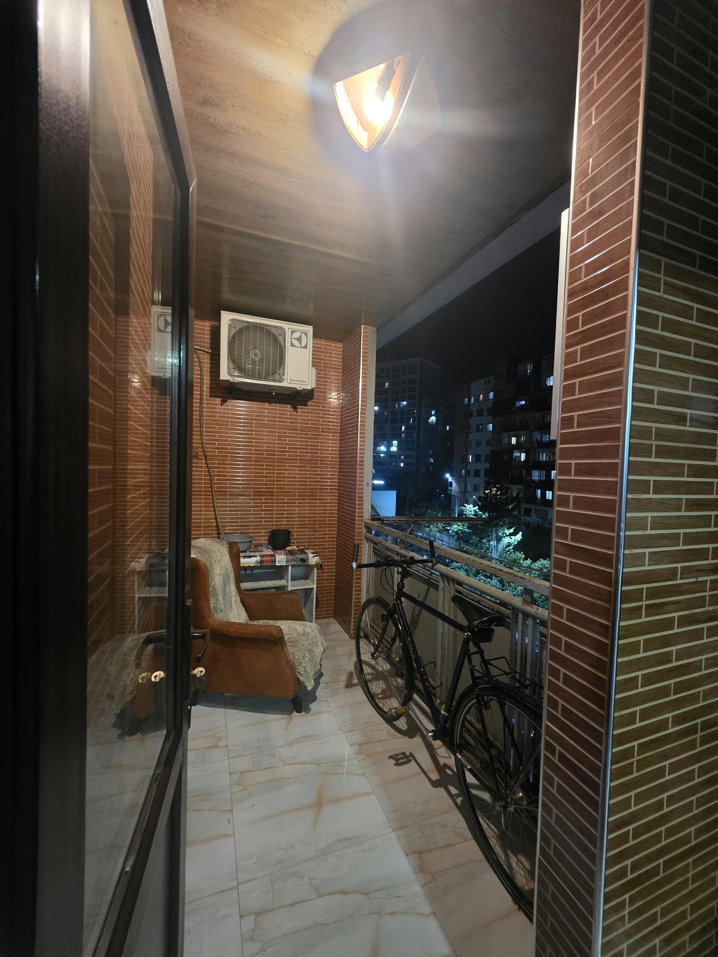 2-Room Apartment For Rent In Batumi, David Aghmashenebeli St, 3 view 5