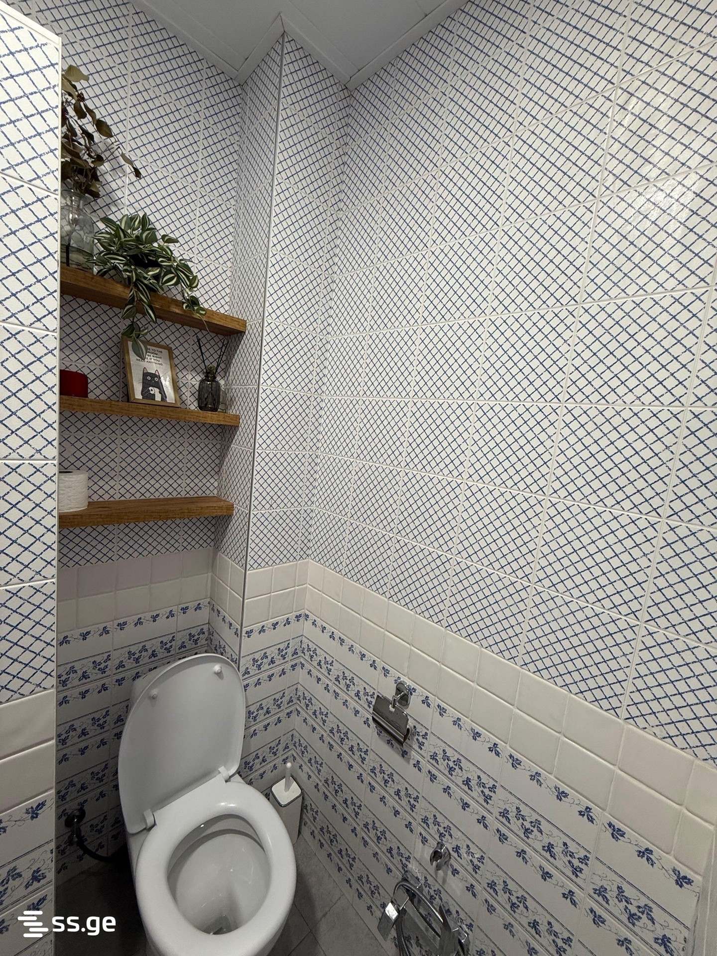 2-Room Apartment For Rent In Batumi, David Kldiashvili St, 16 view 13