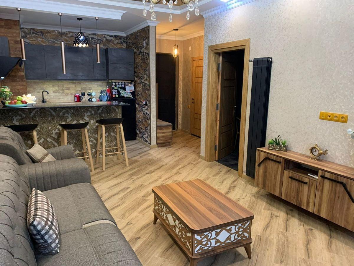 3-Room Apartment For Rent In Batumi, Sherif Khimshiashvili St, 47 view 3
