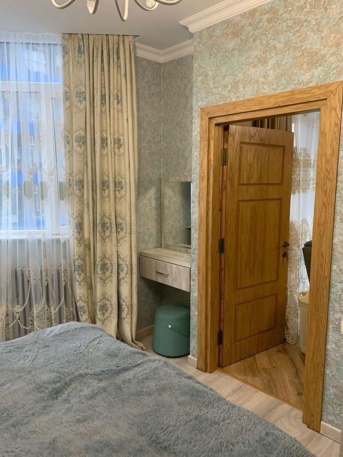 3-Room Apartment For Rent In Batumi, Sherif Khimshiashvili St, 47 view 8
