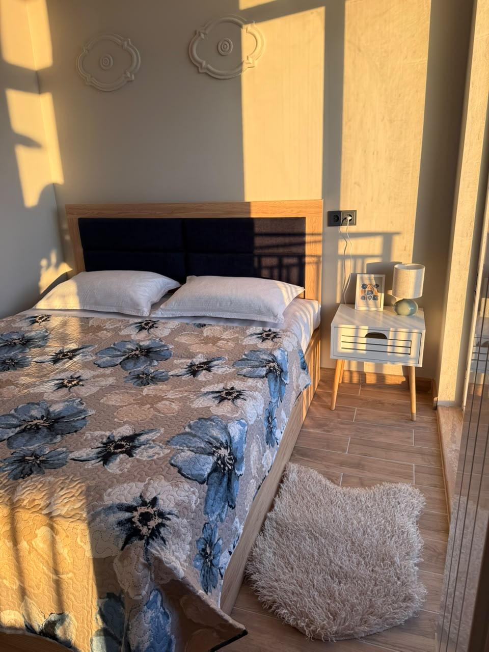 2-Room Apartment For Rent In Batumi, Zhiuli Shartava Ave, 27-31 view 19