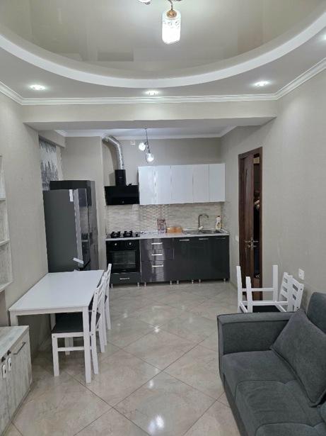 2-room apartment, Avchala (1/37)