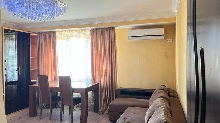 4-Zimmer-Wohnung, Gldani 7th Micro District