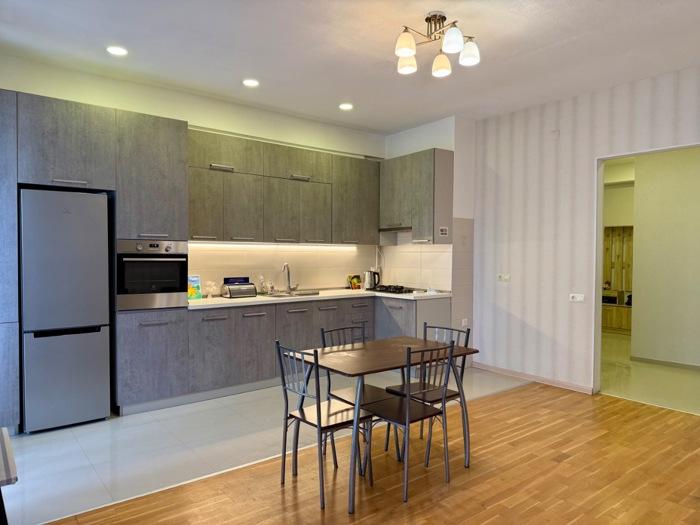 3-Room Apartment For Rent In Tbilisi, Kote Marjanishvili St, 16 view 4