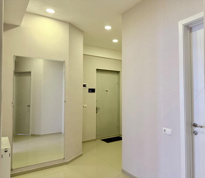 3-Room Apartment For Rent In Tbilisi, Kote Marjanishvili St, 16 view 1