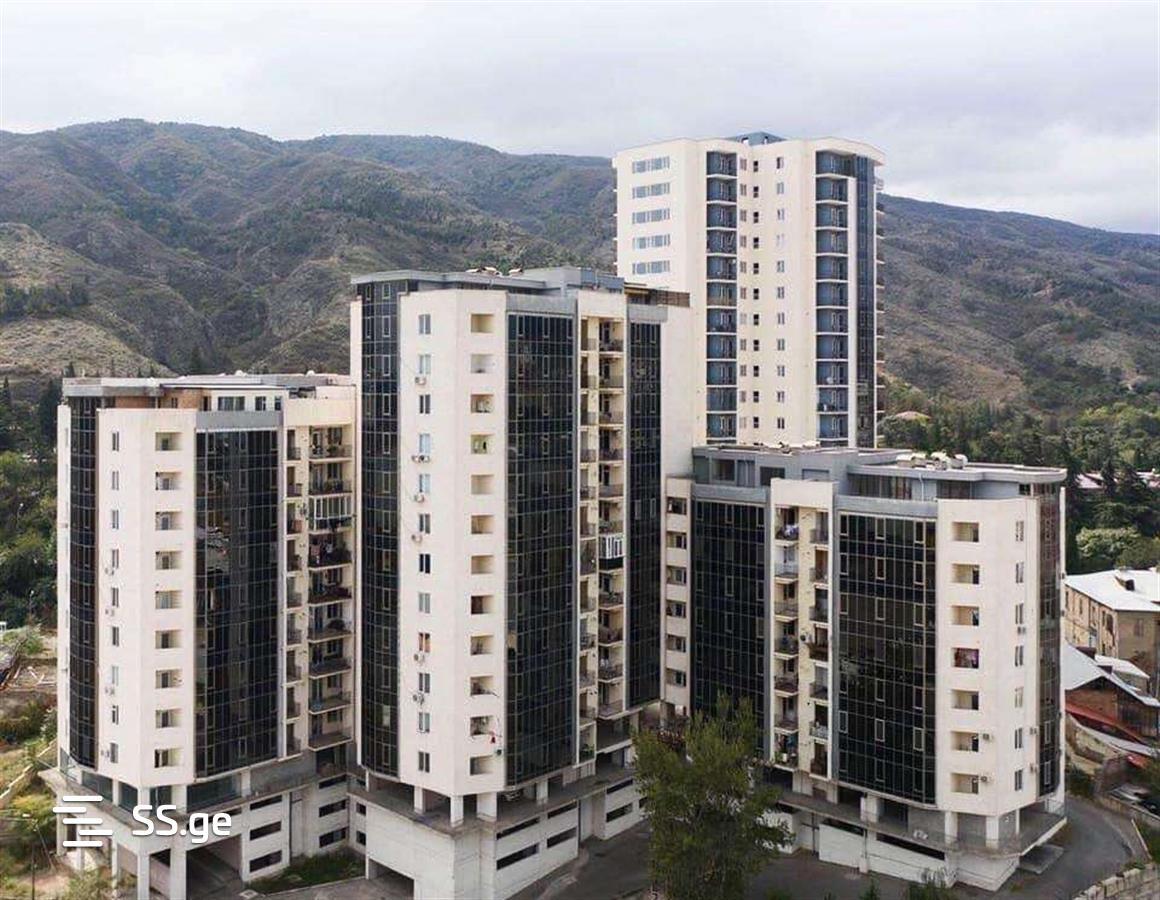 Dona Palace Ortachala: 3-Room, 80.0 M² | Korter.Ge view 3
