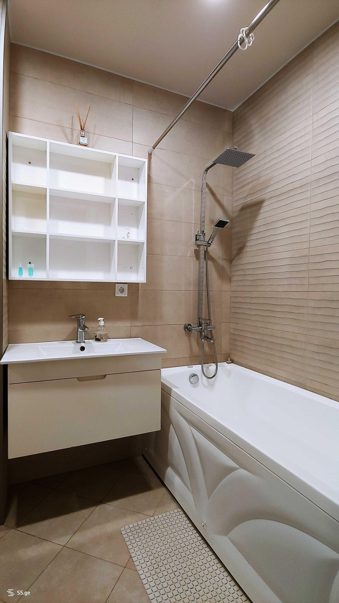 Dona Palace Ortachala: 3-Room, 75.0 M² | Korter.Ge view 5