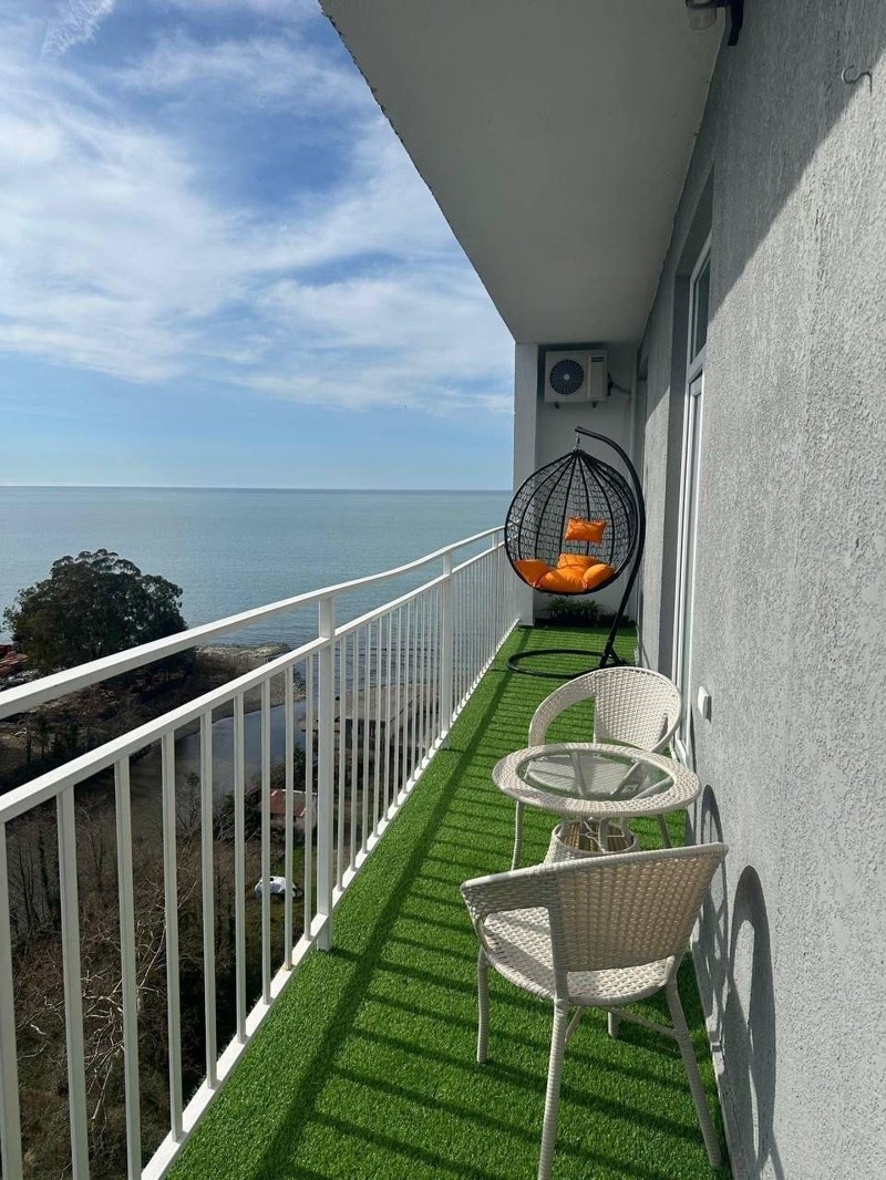 3-Room Apartment For Sale In Batumi, Tamar Mepe Ave, 1 view 11