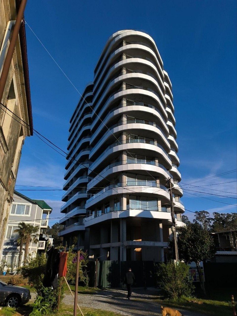 Studio Apartment For Sale view 8