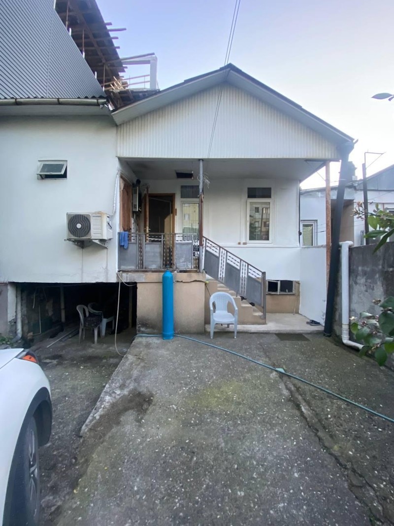 4-Room House For Sale In Batumi, Vazha-Pshavela St view 8
