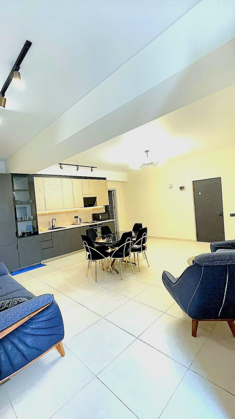 Dimitri Gulia Square, 4: 4-Room, 120.0 M² | Korter.Ge view 9