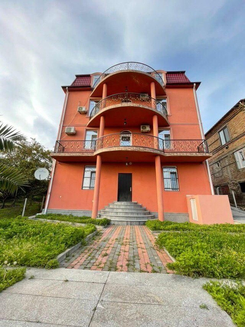 8-Room House For Rent In Batumi, Iberia St, 30 view 32