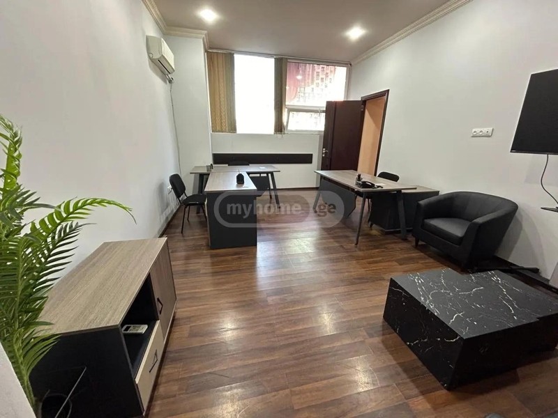 Commercial Property For Rent: 50 M² In Batumi, Demetre Tavdadebuli St, 50 – $800 view 9