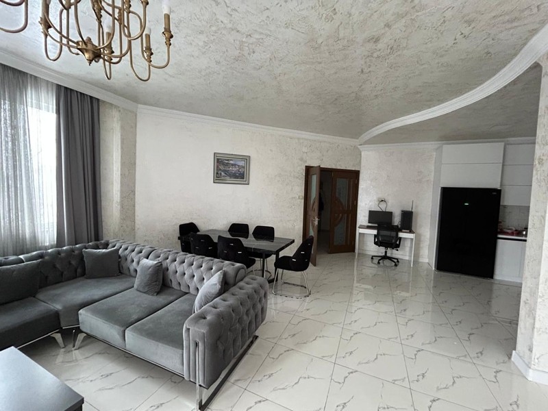 4-Room Apartment For Sale In Batumi, Galaction Tabidze St, 56 view 11