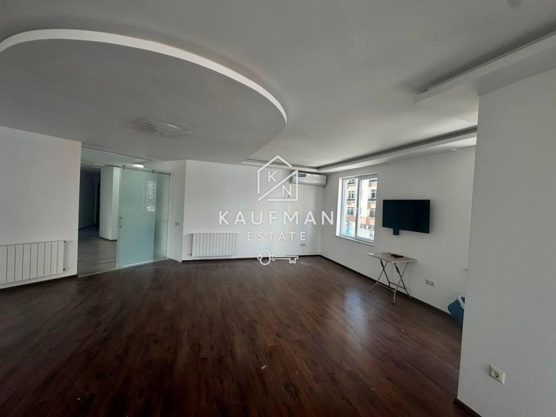 Commercial Property For Rent: 106 M² In Batumi, Batumi Residence – $1,300 view 5