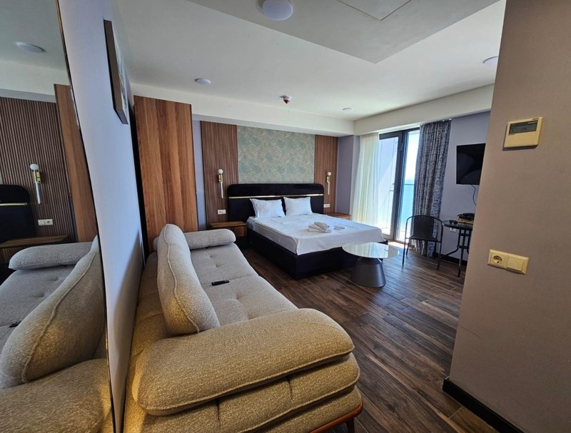 Studio Apartment For Sale view 11