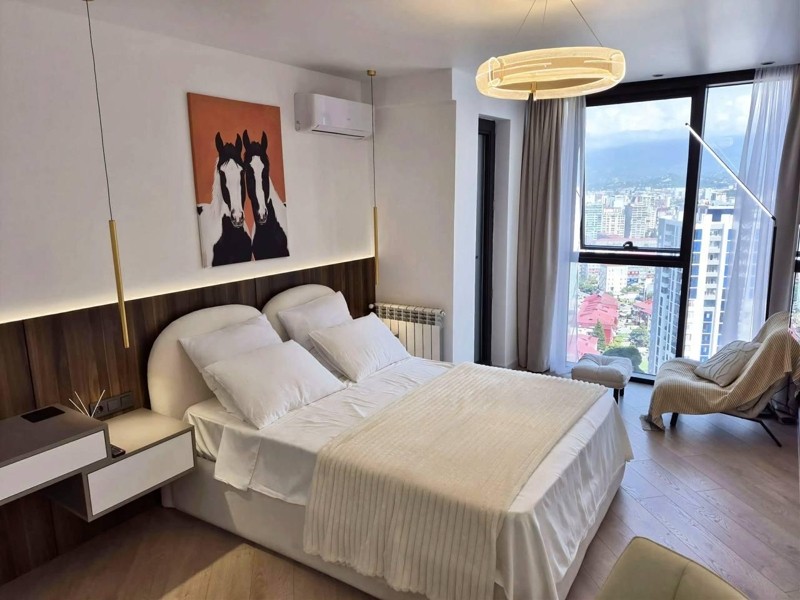 Studio Apartment For Sale view 9
