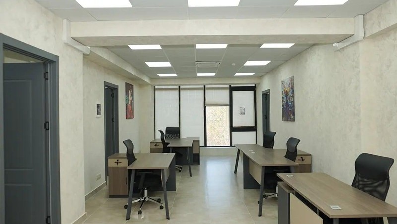Vakhtang Gorgasali St, 0: 10-Room Office, 440.0 M² | Korter.Ge view 1