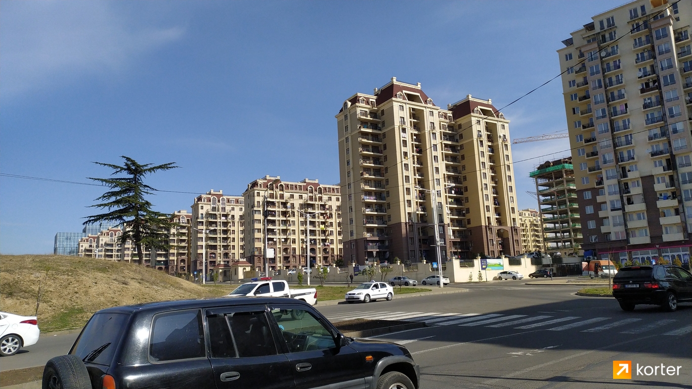 Construction progress Hualing Tbilisi Sea New City - Spot 14, April 2020