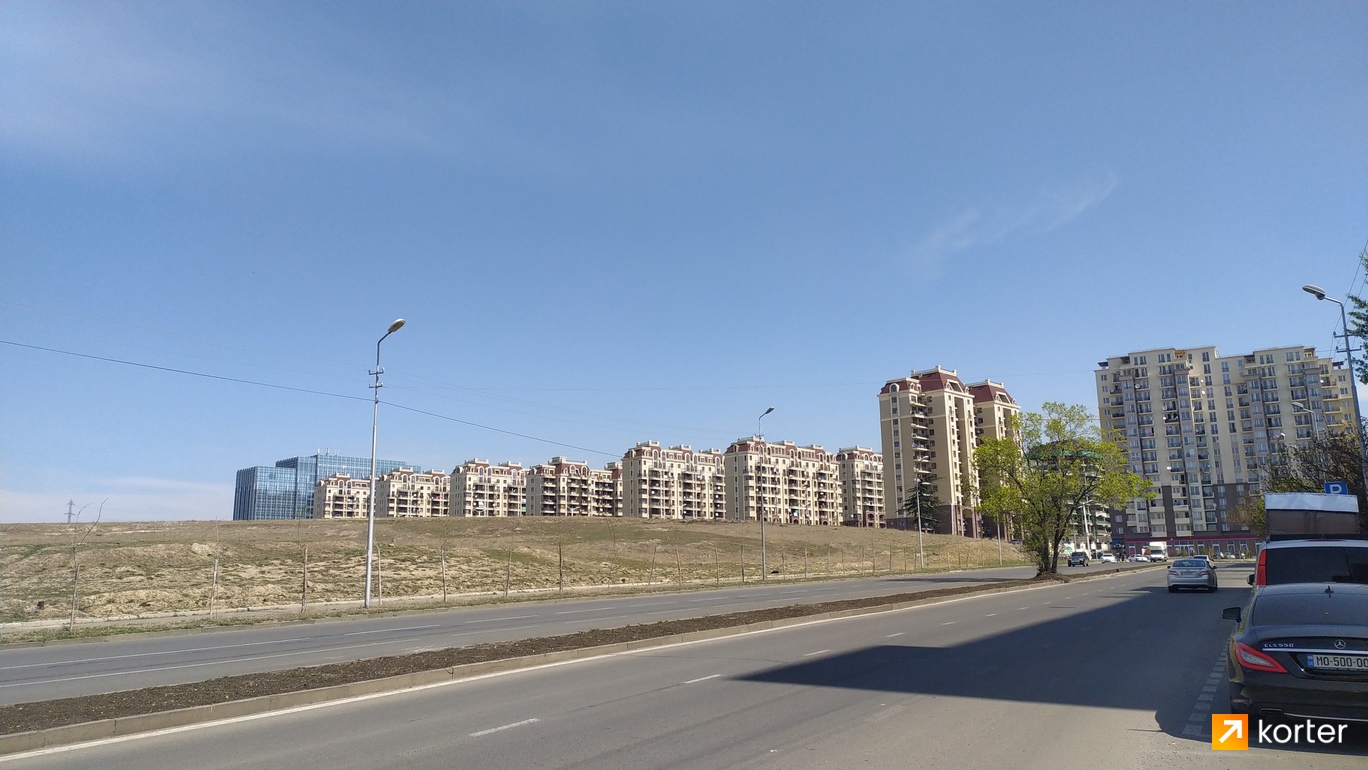 Construction progress Hualing Tbilisi Sea New City - Spot 12, April 2020