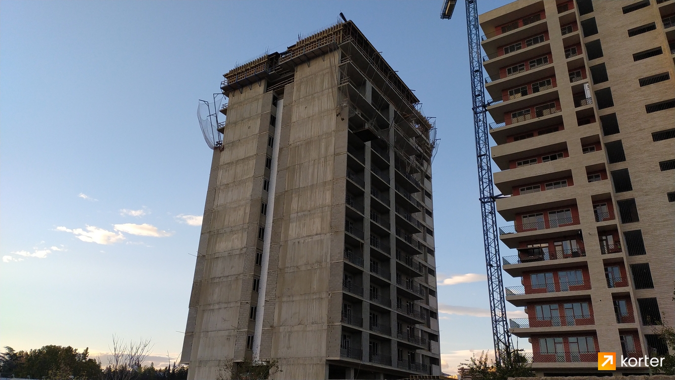 Construction progress Sky Towers - Spot 10, ოქტომბერი 2021