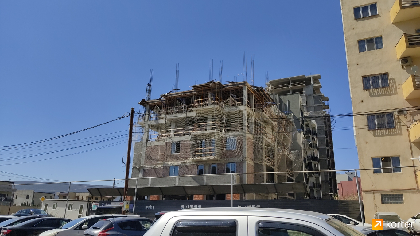 Construction progress Digomi Development House - Spot 2, апрель 2022