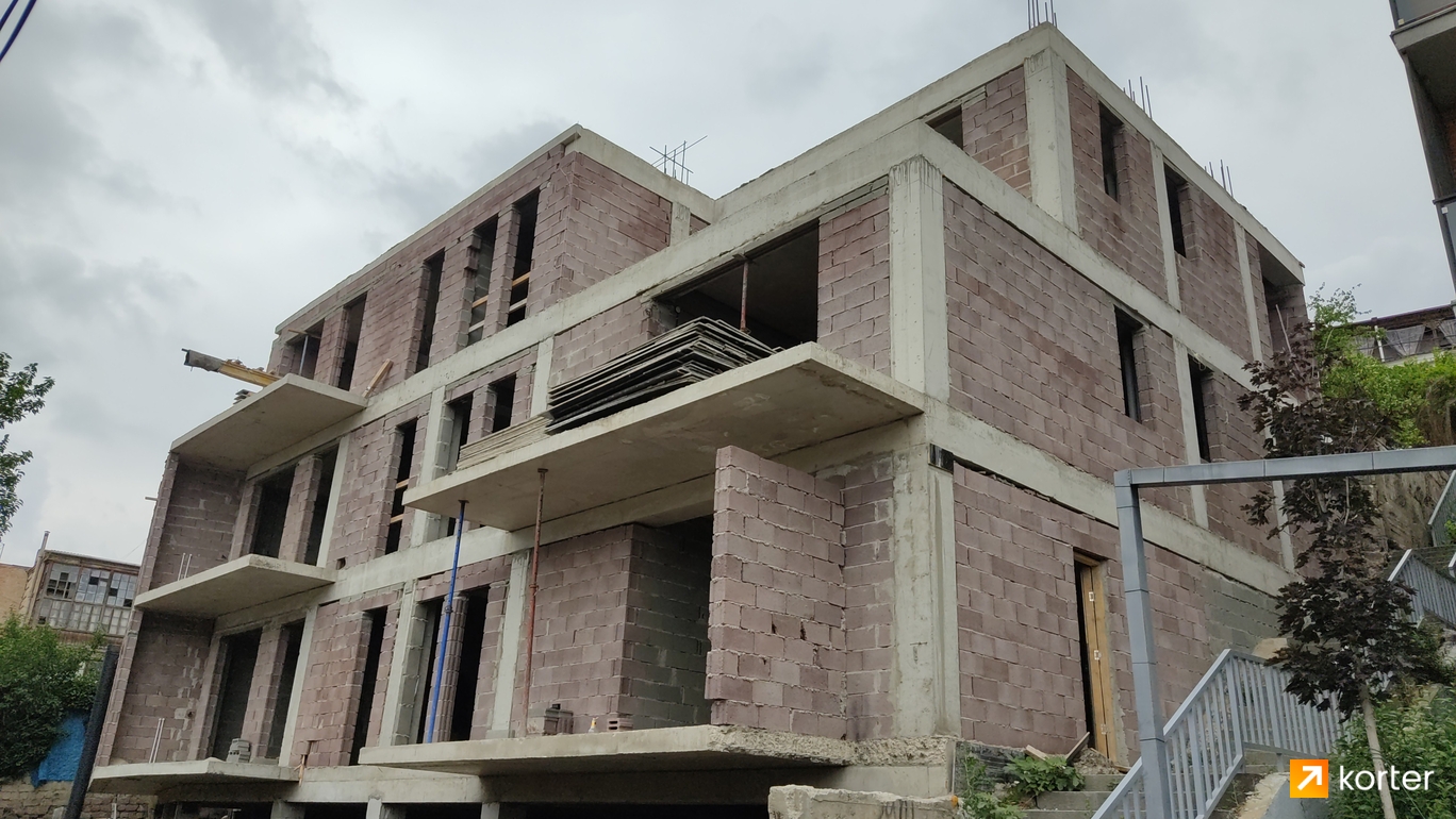 Construction progress Apart Bukhaidze - Spot 1, июнь 2022