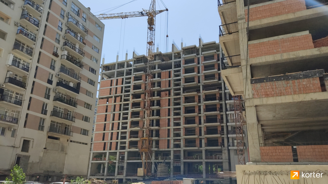 Construction progress Axis Palace 2 - Spot 8, июль 2022