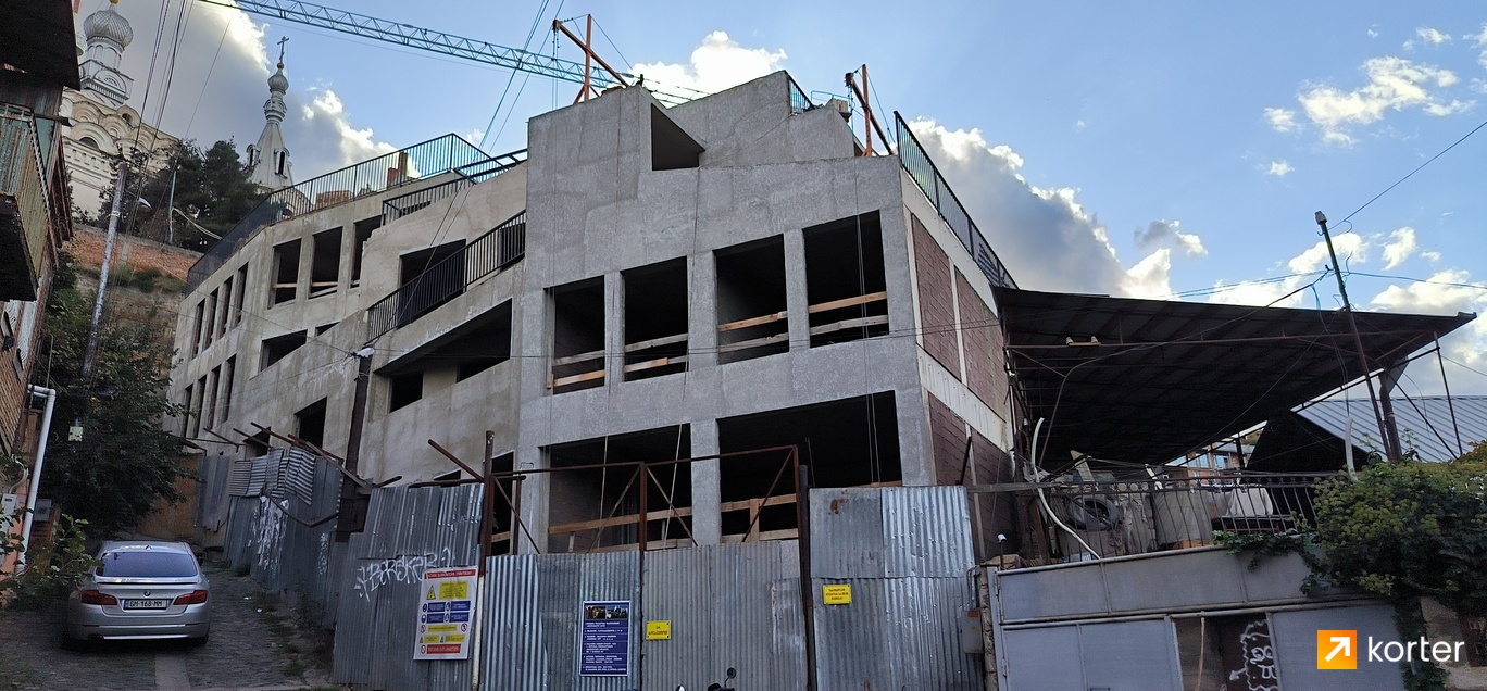 Construction progress Mtatsminda Residence - Spot 1, October 2023