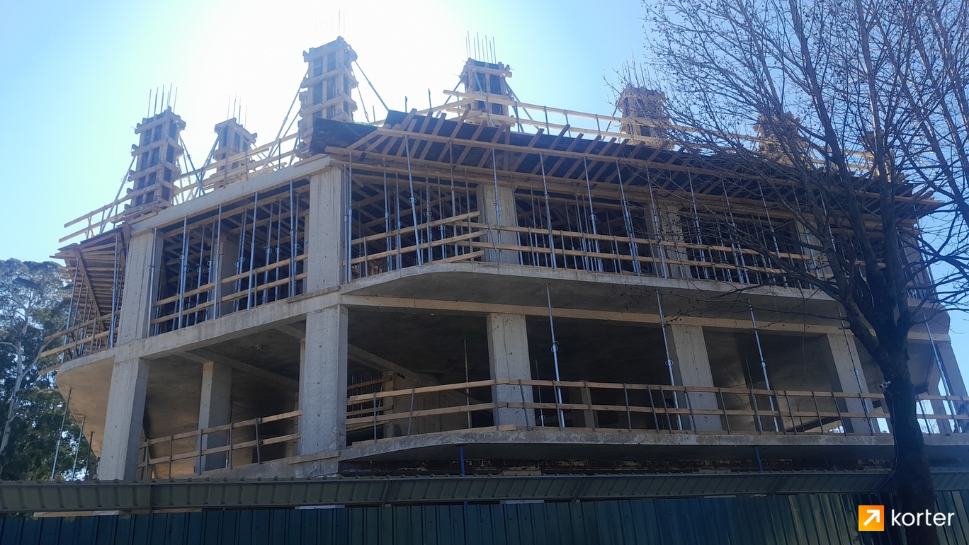 Construction progress Royal Residence Botanico - Spot 1, February 2024